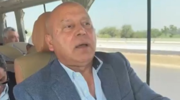 “مكنتش بتفسح”.. كامل الوزير يرد على الانتقادات من موقع حادث المنوفية